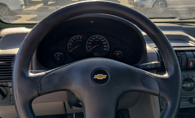 GM - Chevrolet Classic Life/LS 1.0 VHC FlexP. 4p 2013 Flex-13