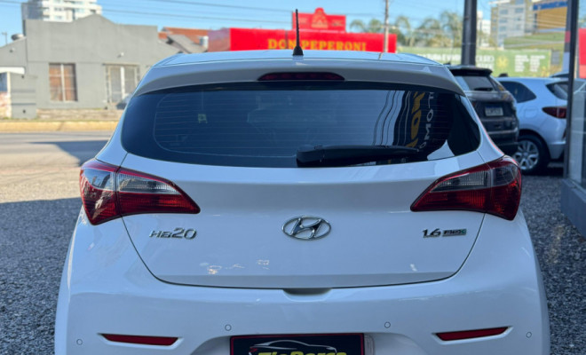 Hyundai HB20 Premium 1.6 Flex 16V Mec. 2015 Flex-1