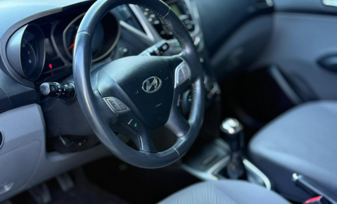 Hyundai HB20 Premium 1.6 Flex 16V Mec. 2015 Flex-6