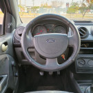 Ford Fiesta Sedan 1.0 8V Flex 4p 2008 Flex-6