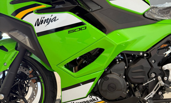 KAWASAKI NINJA 500 SE Zero KM Gasolina-7