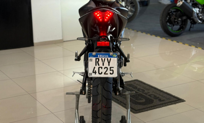 YAMAHA MT-03 321/ABS 2025 Gasolina-13