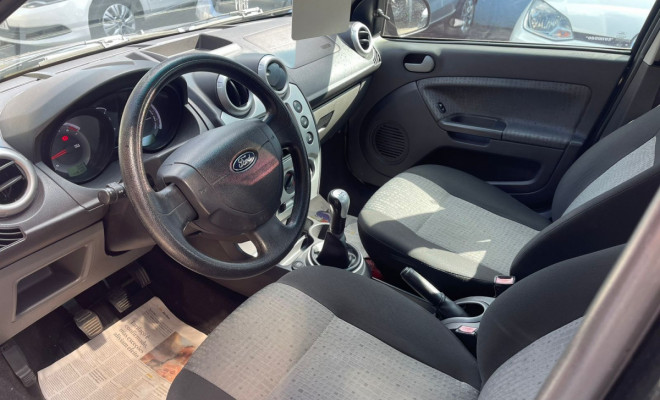 Ford Fiesta Sedan 1.6 16V Flex Mec. 2014 Flex-1