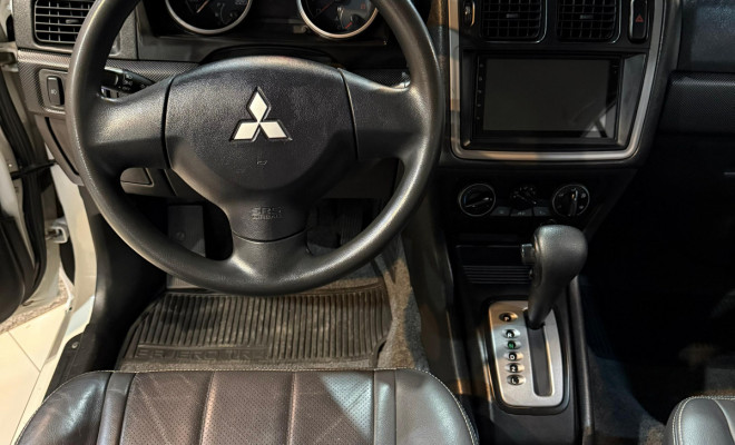 Mitsubishi Pajero TR4 2.0/ 2.0 Flex 16V 4x4 Aut. 2013 Flex-7