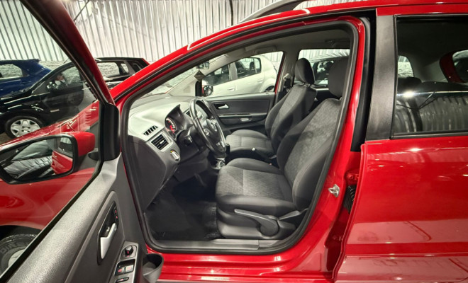 VW - VolksWagen SPACEFOX 1.6/ 1.6 Trend Total Flex 8V 5p 2014 Flex-9