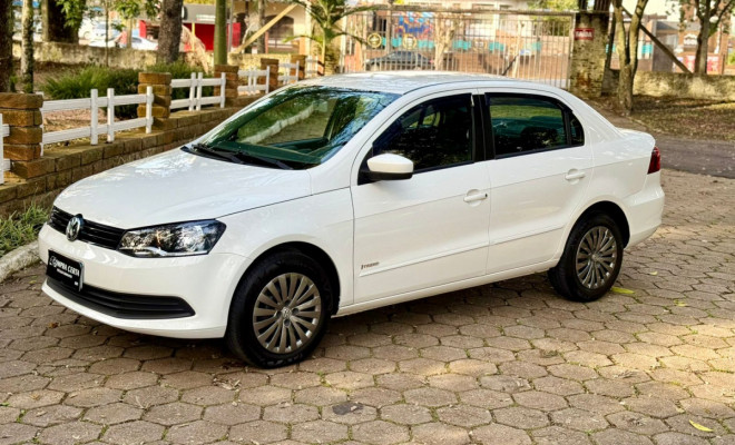 VOYAGE 1.0 8V - 2014 - COMPLETO-0