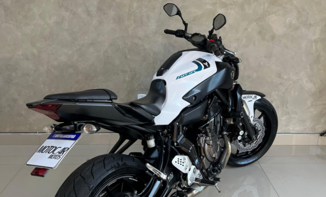 YAMAHA MT-07/MT-07 ABS 689cc 2018 Gasolina-1