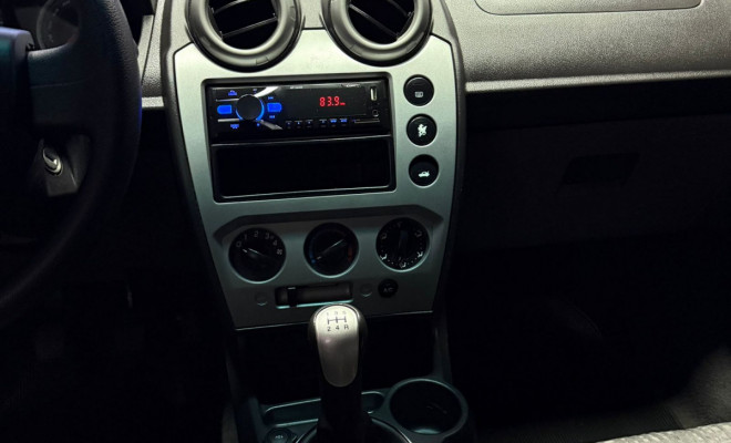Ford Fiesta Sedan SE 1.6 16V Flex 4p 2012 Flex-6