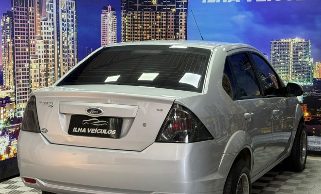 Ford Fiesta Sedan SE 1.6 16V Flex 4p 2012 Flex-9