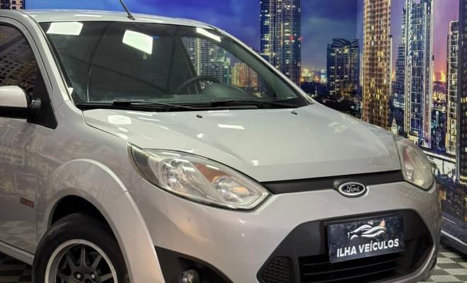 Ford Fiesta Sedan SE 1.6 16V Flex 4p 2012 Flex-2