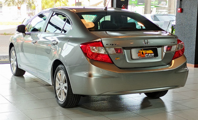 Honda Civic Sedan LXS 1.8/1.8 Flex 16V Aut. 4p 2013 Flex-2