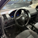 VW - VolksWagen Polo Sedan 1.6 Mi 101cv 8V 4p 2005 Flex-6