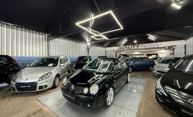 VW - VolksWagen Polo Sedan 1.6 Mi 101cv 8V 4p 2005 Flex-1