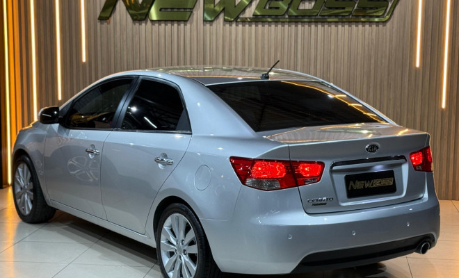 Kia Motors Cerato 1.6 16V Aut. 2012 Gasolina-4