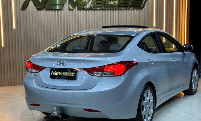 Hyundai Elantra GLS 1.8 16V Aut. 2012 Flex-4