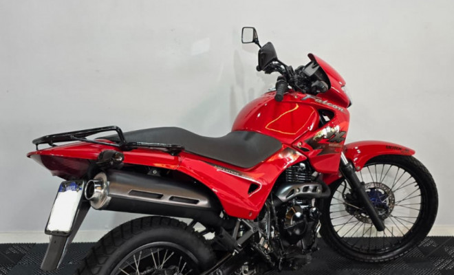 HONDA NX-4 FALCON 400 2000 Gasolina-1