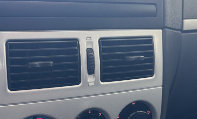 Fiat Strada Trekking 1.4 mpi Fire Flex 8V CE 2009 Flex-4