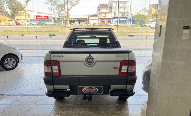 Fiat Strada Trekking 1.4 mpi Fire Flex 8V CE 2009 Flex-1