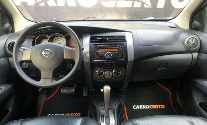 Nissan LIVINA X-GEAR SL/X-GEAR 1.8 Flex F. Aut. 2013 Flex-4
