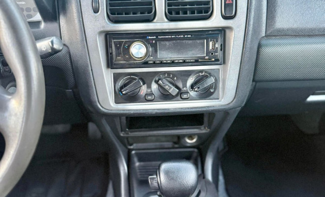 Mitsubishi Pajero TR4 2.0 Blind. 16V 131cv 4x4 Aut. 2005 Gasolina-9
