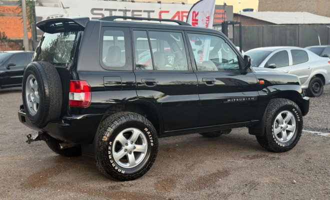 Mitsubishi Pajero TR4 2.0 Blind. 16V 131cv 4x4 Aut. 2005 Gasolina-2