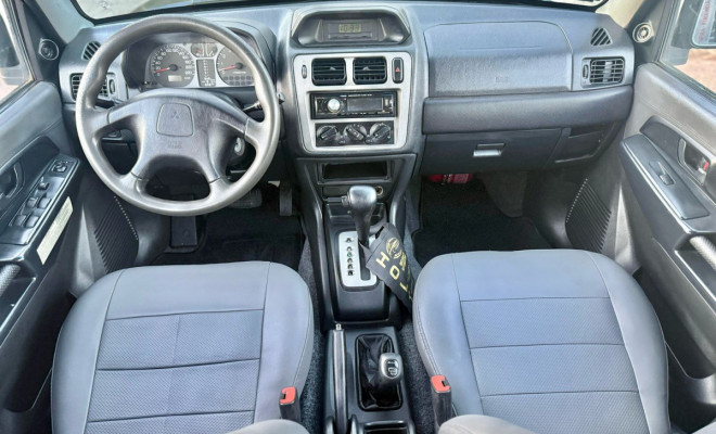 Mitsubishi Pajero TR4 2.0 Blind. 16V 131cv 4x4 Aut. 2005 Gasolina-5