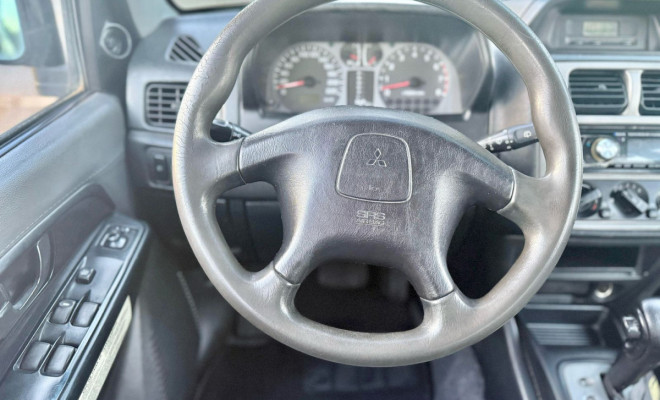 Mitsubishi Pajero TR4 2.0 Blind. 16V 131cv 4x4 Aut. 2005 Gasolina-8