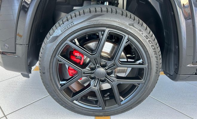 Jeep COMPASS Black Hurricane 2.0 4x4 TB Aut. 2025 Gasolina-13