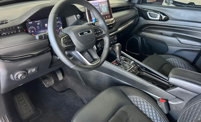 Jeep COMPASS Black Hurricane 2.0 4x4 TB Aut. 2025 Gasolina-8