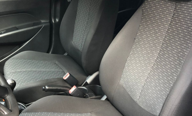 Hyundai HB20 Unique 1.0 Flex  2019 Manual   C/Multimidia e camera de ré-6