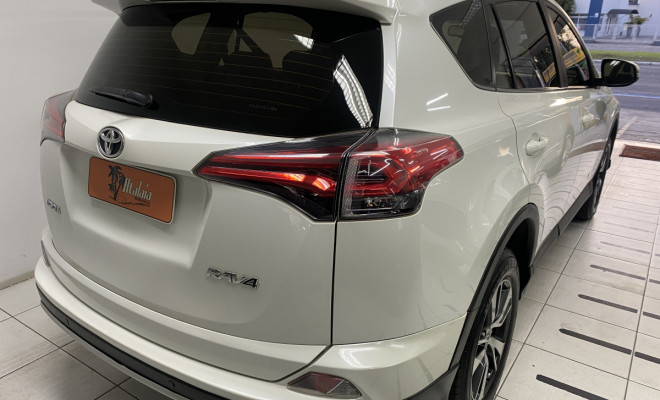 Toyota RAV4 2.0 TOP C/ Teto Aut 2018-4