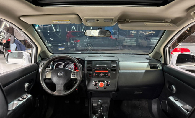 Nissan TIIDA SL 1.8/1.8 Flex 16V  Mec. 2011 Flex-2