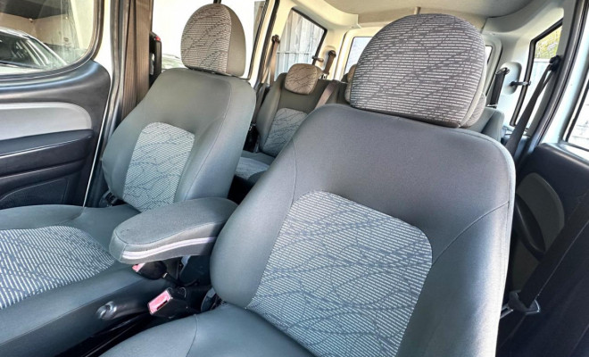 Fiat Doblo ESSENCE 1.8 Flex 16V 5p 2020 Flex-12