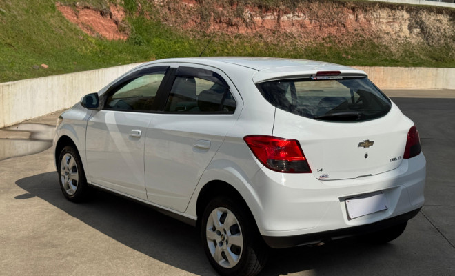 Onix LT 1.4 2013 - Por apenas R$39.900,00!-14