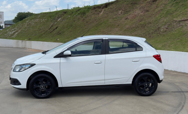 Onix LT 1.4 2013 - Por apenas R$39.900,00!-13