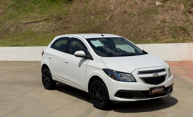 Onix LT 1.4 2013 - Por apenas R$39.900,00!-16