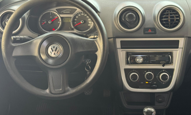 VW - VolksWagen Gol (novo) 1.0 Mi Total Flex 8V 4p 2011 Flex-6