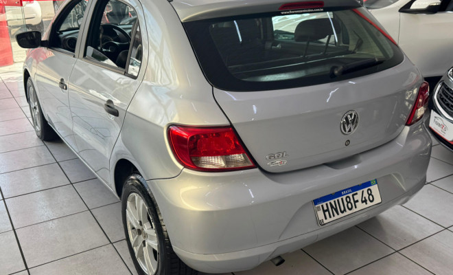 VW - VolksWagen Gol (novo) 1.0 Mi Total Flex 8V 4p 2011 Flex-4