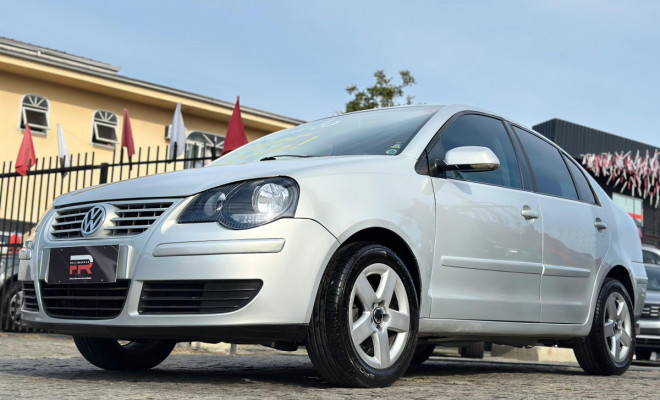 VW - VolksWagen Polo Sed. COMFORT. 1.6 Mi Tot. Flex 8v 2010 Flex-2