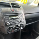 VW - VolksWagen Polo Sed. COMFORT. 1.6 Mi Tot. Flex 8v 2010 Flex-9