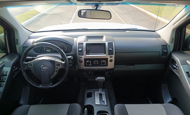 NISSAN FRONTIER SV ATTACK CD 4x4 2.5 TB AUT.-3