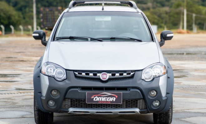 Fiat Strada Adventure 1.8/ 1.8 LOCKER Flex CE 2013 Flex-0