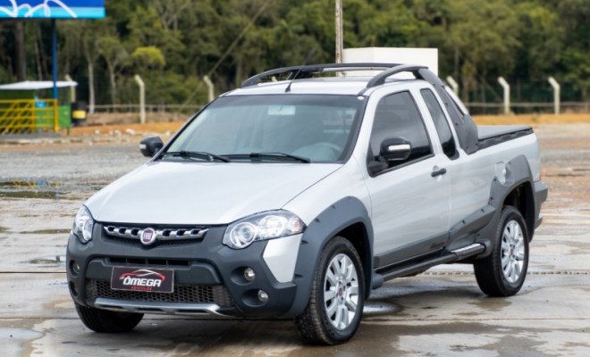 Fiat Strada Adventure 1.8/ 1.8 LOCKER Flex CE 2013 Flex