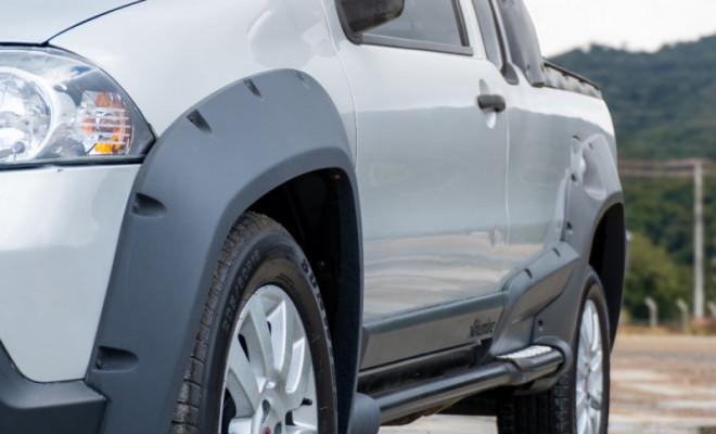 Fiat Strada Adventure 1.8/ 1.8 LOCKER Flex CE 2013 Flex-8