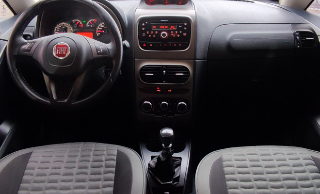 Fiat Idea Advent./ Adv.LOCKER 1.8 mpi Flex 5p 2015 Flex-4