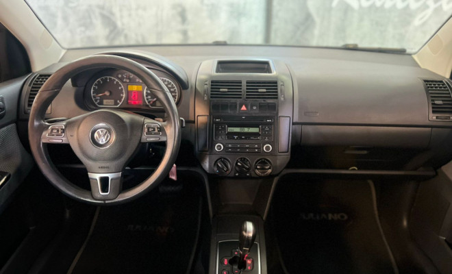 VW - VolksWagen Polo I MOTION 1.6 Total Flex  5p 2011 Flex-5
