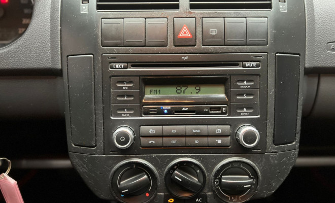 VW - VolksWagen Polo I MOTION 1.6 Total Flex  5p 2011 Flex-8