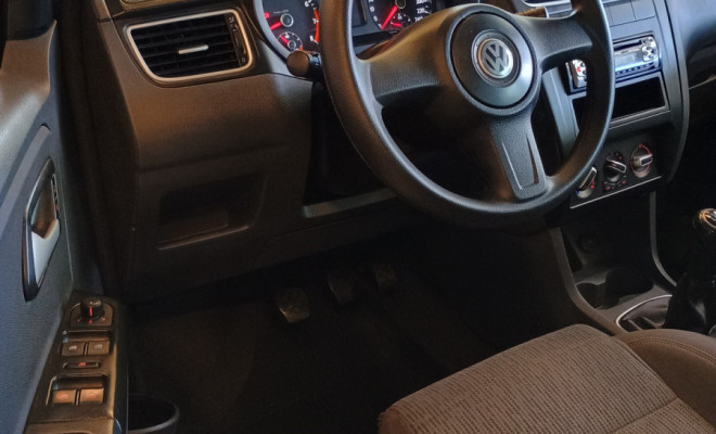 VW - VolksWagen Fox 1.6 Mi Total Flex 8V 5p 2013 Flex-7