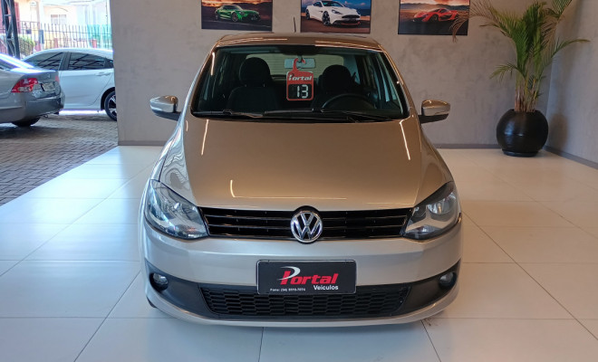 VW - VolksWagen Fox 1.6 Mi Total Flex 8V 5p 2013 Flex-1