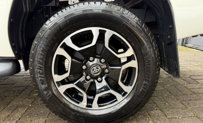 Toyota Hilux CD SRX 4x4 2.8 TDI 16V Diesel Aut. 2021 Diesel-8
